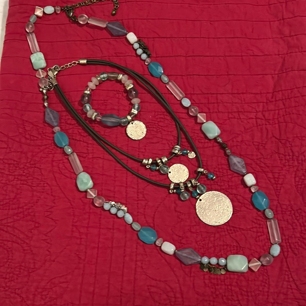 Chicos Faux Turquoise/Stone/Medallion Jewelry Set of 3